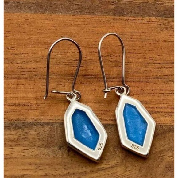 925 Sterling Silver & Mother of Pearl Iridescent Leverback Dangle Earrings - Picture 2 of 2